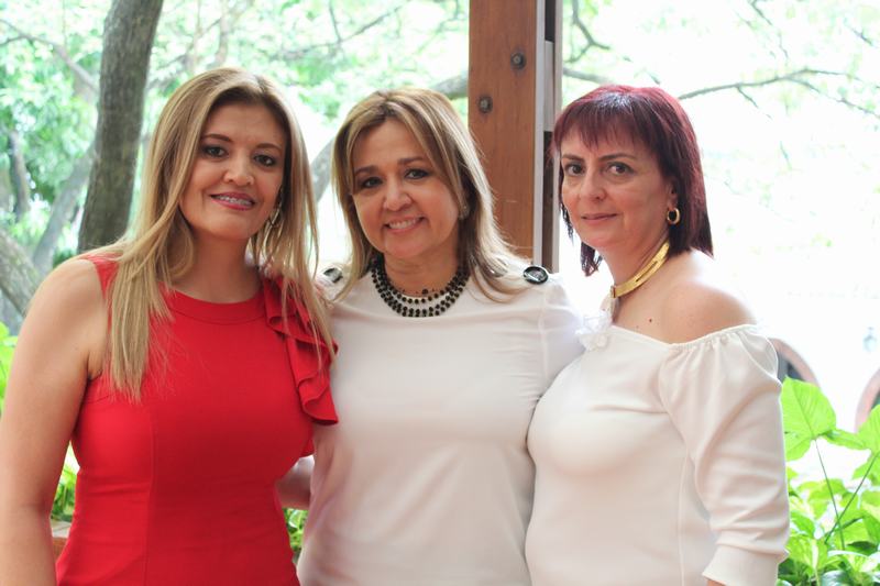 Nancy  Rodríguez ,  Gerente  Comunicaciones  y Asuntos  Corporativos de Nueva  EPS, Cáterin  Tausa Santamaría,  Gerente Regional Nueva  EPS,  Rocío Mora Díaz gerente  Zonal del Huila